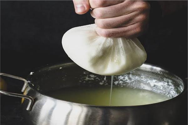 مصل اللبن: صيدلية طبيعية لدعم المناعة واللياقة البدنية