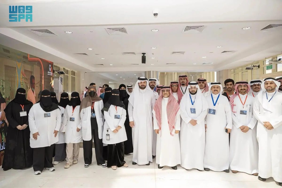 جامعة نجران تحتفي باليوم العلمي لطب الأسنان بنجاح مميز