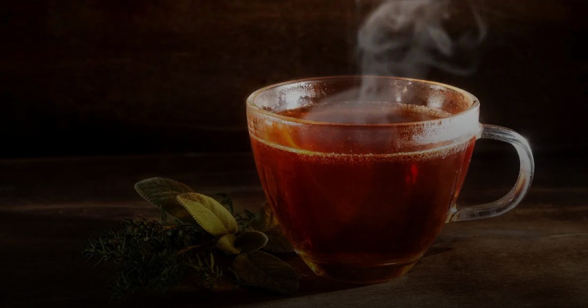 المشروبات شديدة السخونة تدمر الخلايا التي تكوّن الغشاء المبطِّن للمريء