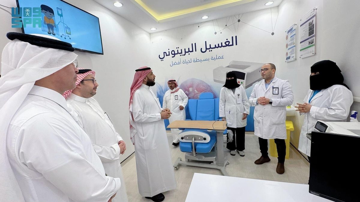 تدشين مشاريع صحية بمستشفى محايل العام
