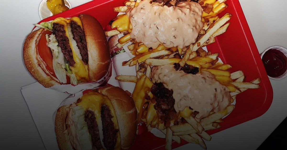 دراسة: الأطعمة فائقة المعالجة توازي التبغ في الإدمان