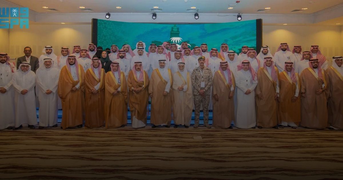 وزير الصحة رئيس المجلس الصحي السعودي يُكرّم الجهات الصحية المشاركة في موسم حج 1446هـ