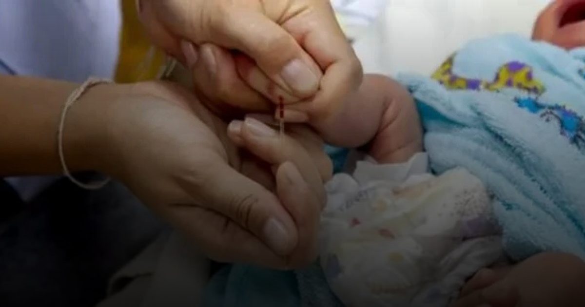 جهاز يحلل مناعة حديثي الولادة من قطرة دم واحدة خلال 15 دقيقة