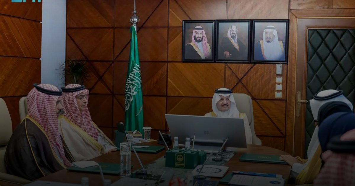 الأمير سعود بن نايف يستقبل منسوبي تجمع الشرقية الصحي