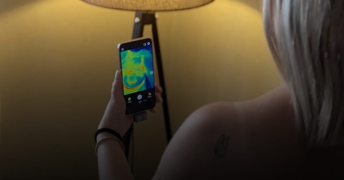 جهاز جديد يحوّل الهاتف الذكي لأداة كشف كتل الثدي المشبوهة