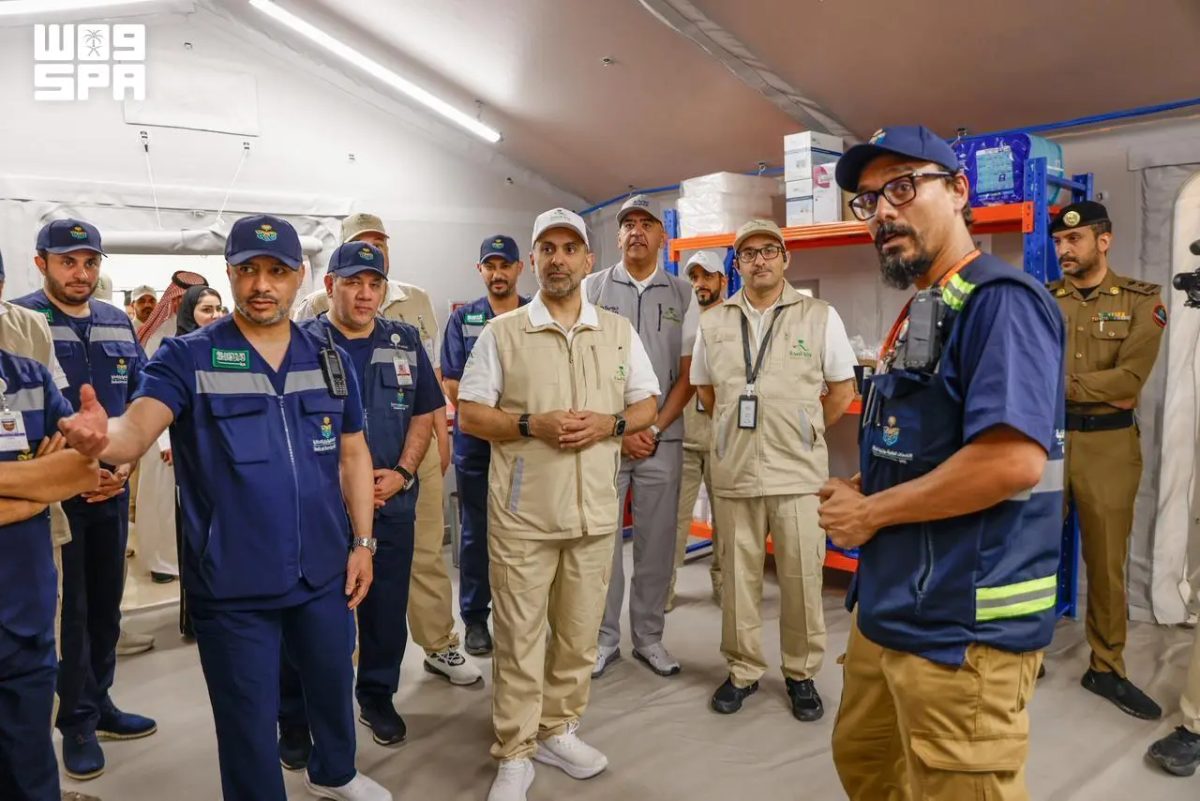 الجلاجل يتفقد مستشفى الخدمات الطبية بوزارة الداخلية بعرفات