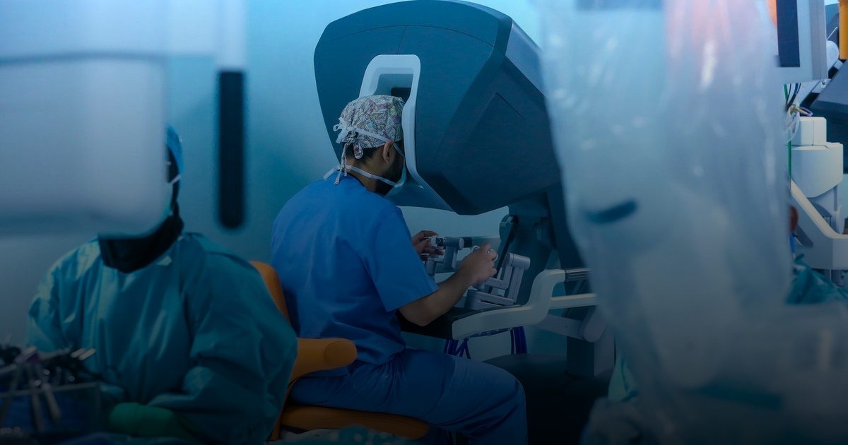 "التخصصي" ينجح في استئصال الطحال والمرارة لطفلة مصابة بفقر الدم المنجلي