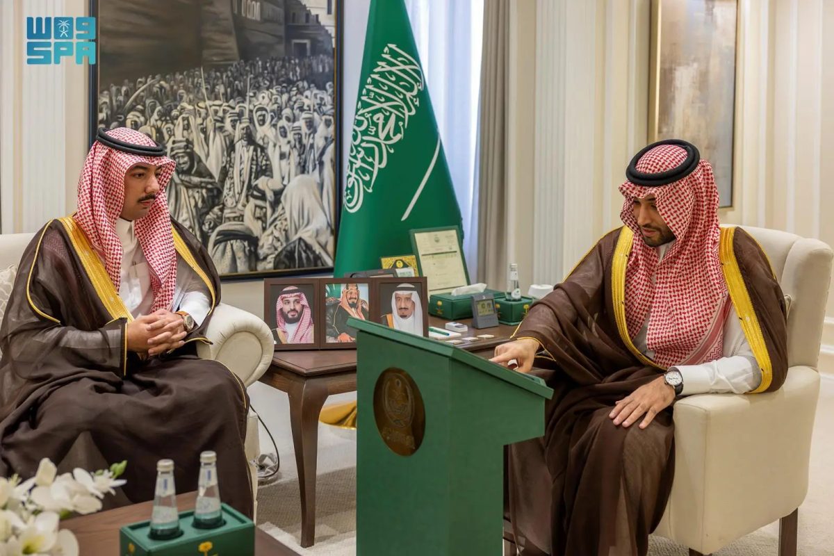 نيابةً عن أمير الجوف.. الأمير متعب بن مشعل يدشّن فعاليات يوم الصحة العالمي بالمنطقة