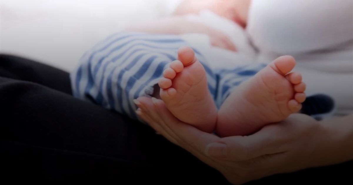 الرضاعة الطبيعية تحمي قلب الأم مستقبلاً