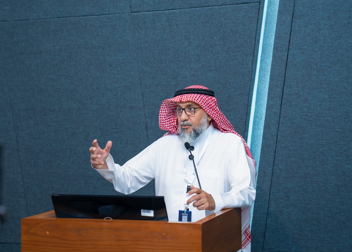     المديفر: 18% من اليافعين عالميًا يعانون إيذاء الذات… ومؤشرات مقلقة محليًا