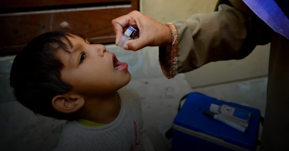 ارتفاع حصيلة الإصابات بشلل الأطفال في باكستان إلى 17 حالة
