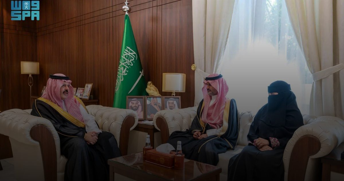 أمير حائل يتسلّم الرئاسة الفخرية لجمعية "ذرية للإنجاب" بالمنطقة