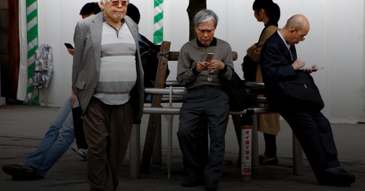 "المواد الكيميائية الأبدية" تسرّع شيخوخة الإنسان البيولوجية وتعبث بالحمض النووي