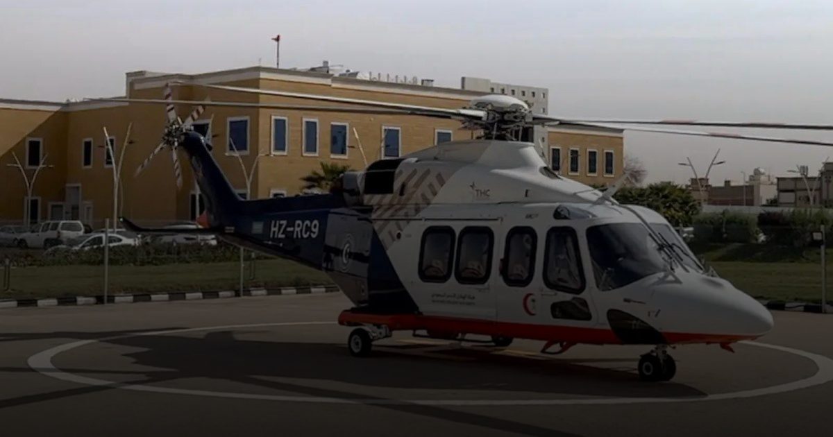 الإسعاف الجوي بهيئة الهلال الأحمر بالقصيم يباشر بلاغ حادث داخل نفود النبقية شرق بريدة