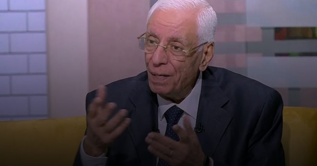 حسام موافي يكشف خفايا الصداع الصباحي ومخاطر استباق التشخيص