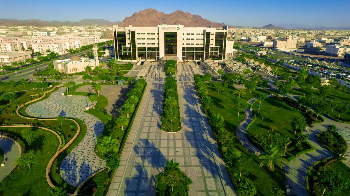 مستشفى الملك فيصل بالمدينة يسجل زيادة كبيرة في زيارات المرضى