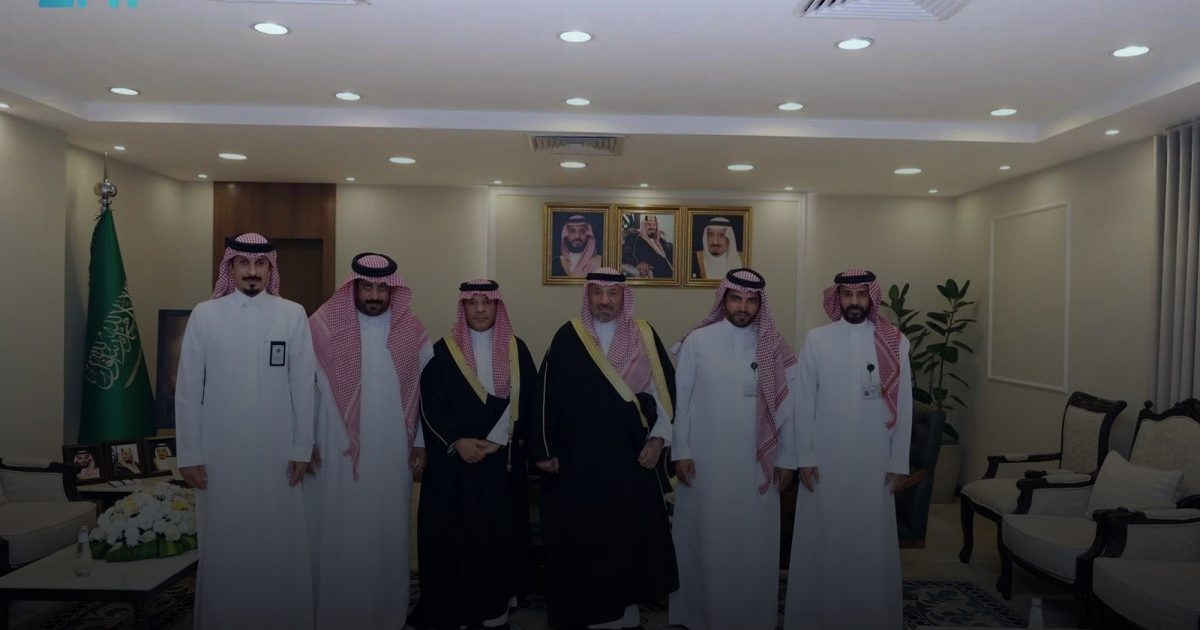 أمير نجران يُدشِّن مبادرة مشروع النقل الإسعافي للمرضى المحتاجين