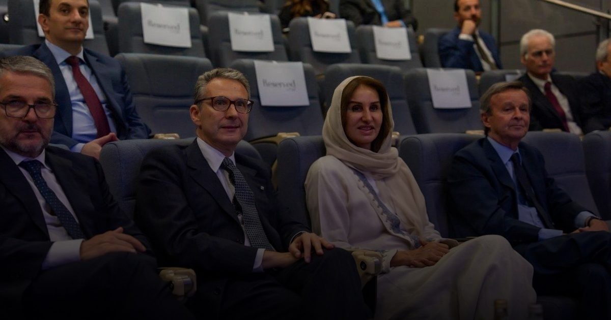 "جامعة الفيصل" تناقش أثر العادات الغذائية على الصحة