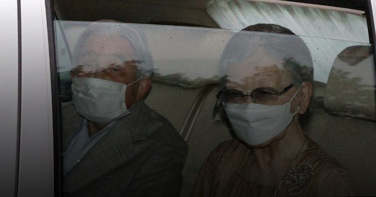 أمبراطور اليابان الفخري يغادر المستشفى بعد فحص القلب