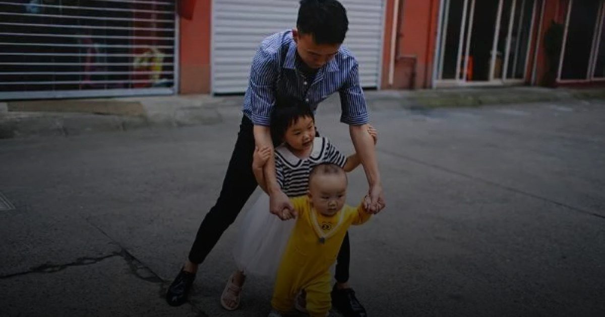 الأطفال الذين يتأخرون في المشي الأكثر تفوقاً في الدراسة