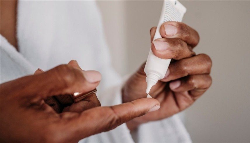 "لاروش بوزيه" تسحب أحد منتجاتها من الأسواق "بسبب السرطان"