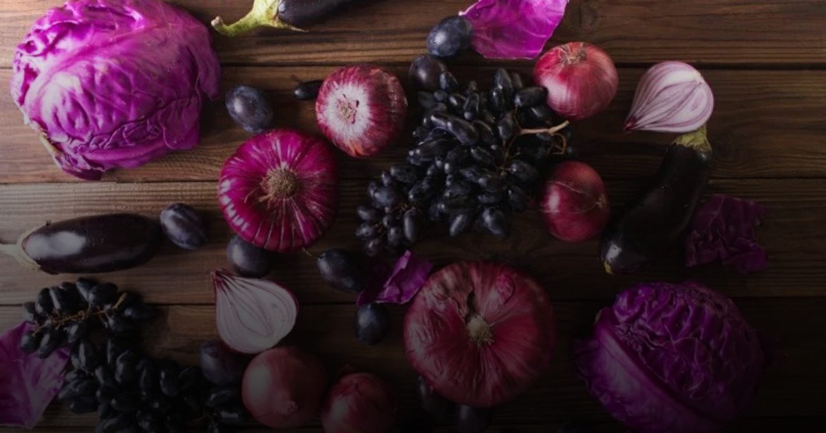 الأطعمة "الأرجوانية" تعزز كفاءة الدماغ وتحمي الشرايين من التصلب