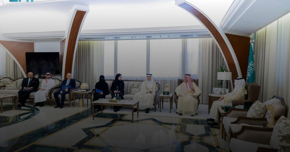 أمير الشرقية يستقبل منسوبي التجمّع الصحي الفائزين بميداليات معرض جنيف الدولي للاختراعات