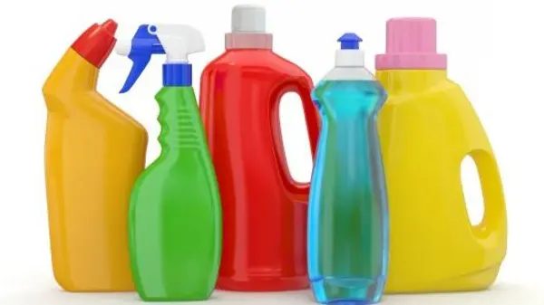 دراسة: المنظفات المنزلية خطر صامت يهدد سلامة الأطفال
