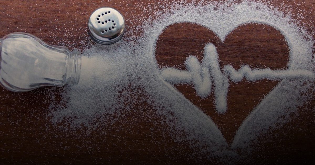 سجال الصوديوم: هل القاتل هو "الملح" أم غياب الخضروات والحبوب الكاملة؟