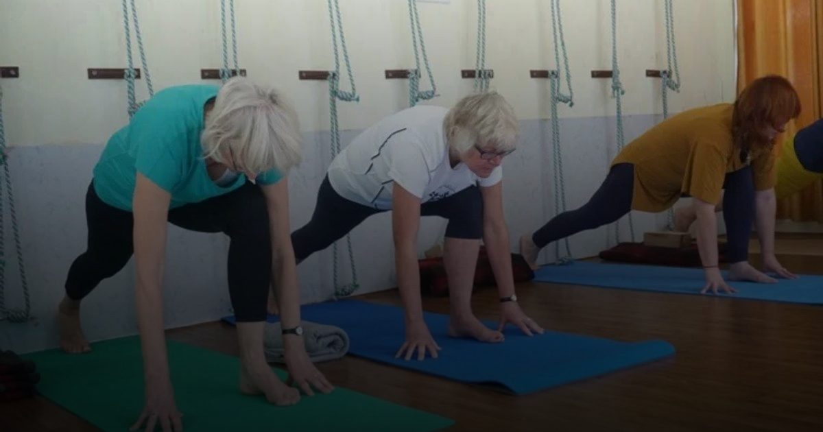 لكبار السن .. التمارين الخفيفة تكافح الزهايمر