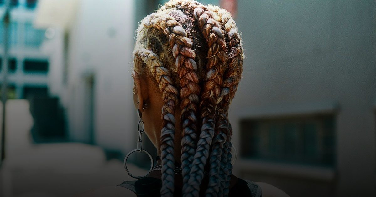 تحذير: مواد سامة في وصلات الشعر تزيد خطر السرطان