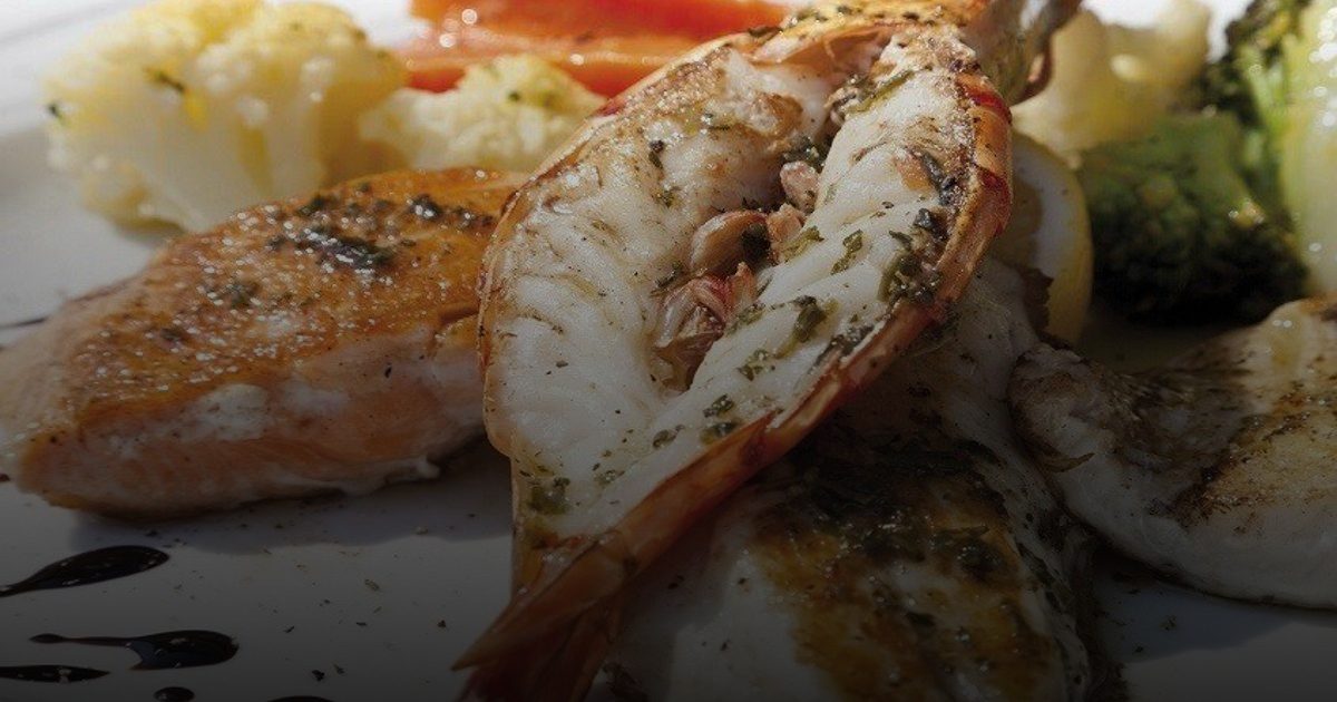 درع التغذية.. أطعمة تكبح نمو الأورام وأخرى تفتح لها الأبواب