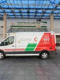 الهلال الأحمر السعودي بالمدينة المنورة يفعّل مسار الجلطات القلبية لإنقاذ مريض في مسجد قباء