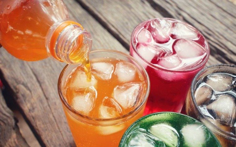 دراسة تربط بين المشروبات السكرية والصلع لدى الرجال