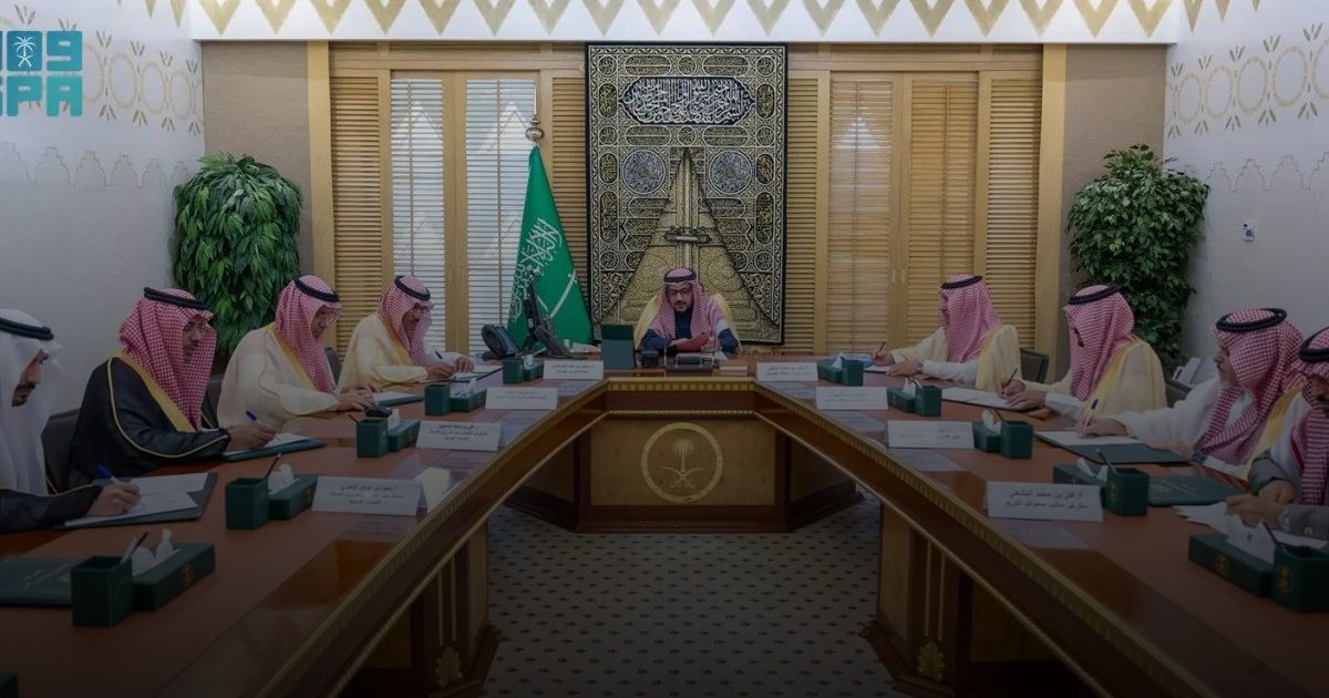 أمير القصيم يرأس اجتماع تطوير الخدمات الصحية