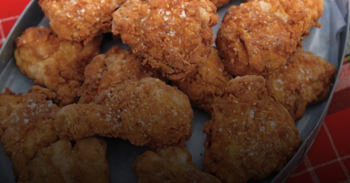 10 أطعمة يفسدها التجميد .. تجنب أخطارها