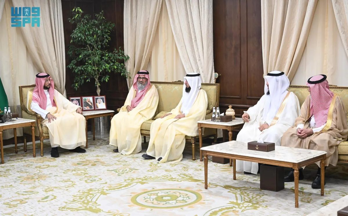 نائب أمير عسير يشيد بجهود جمعية الكوثر الصحية