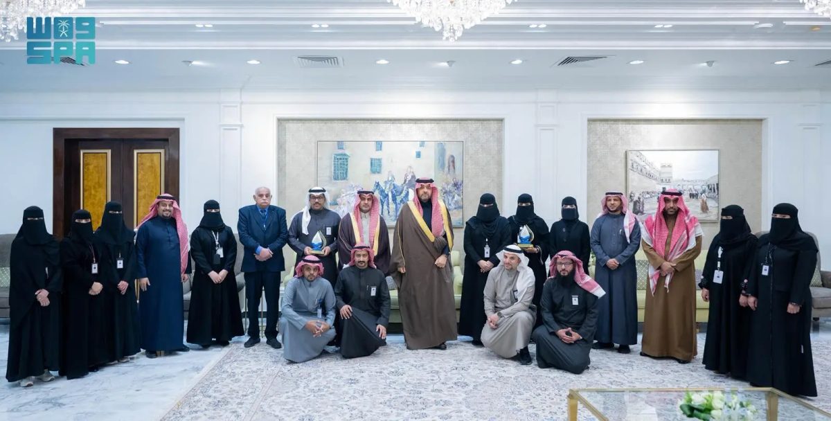 أمير الحدود الشمالية يستقبل الرئيس التنفيذي للتجمع الصحي بالمنطقة