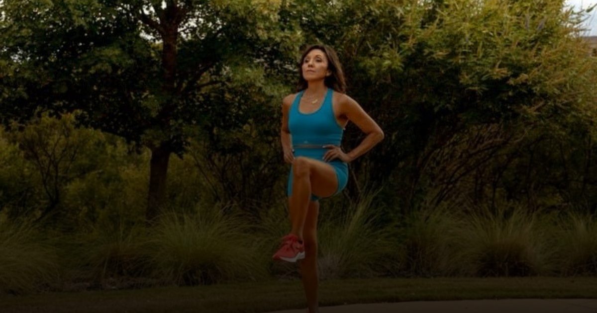 كم دقيقة تستطيع الوقوف على ساق واحدة؟.. اختبار يكشف حالتك الصحية