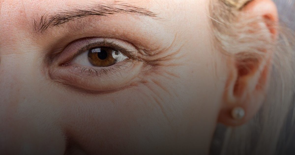 "مرآة الذاكرة".. كيف تفضح تجاعيد العين أسرار الدماغ؟