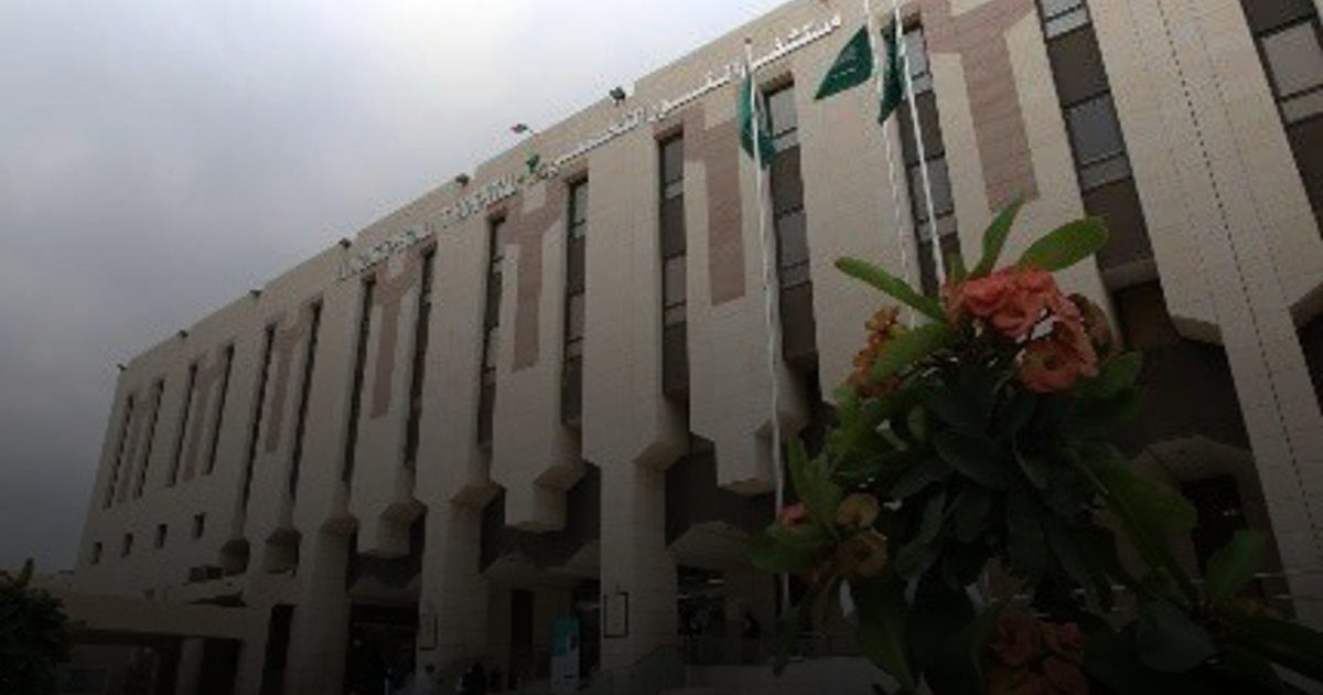 نظام الرعاية العاجلة بمستشفى النور التخصصي يعالج حاجة هندية