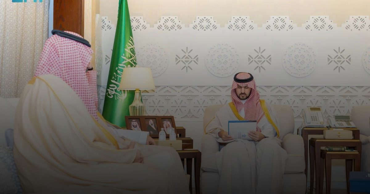 نائب أمير الشرقية يُشيد بمنجزات تجمع حفر الباطن الصحي