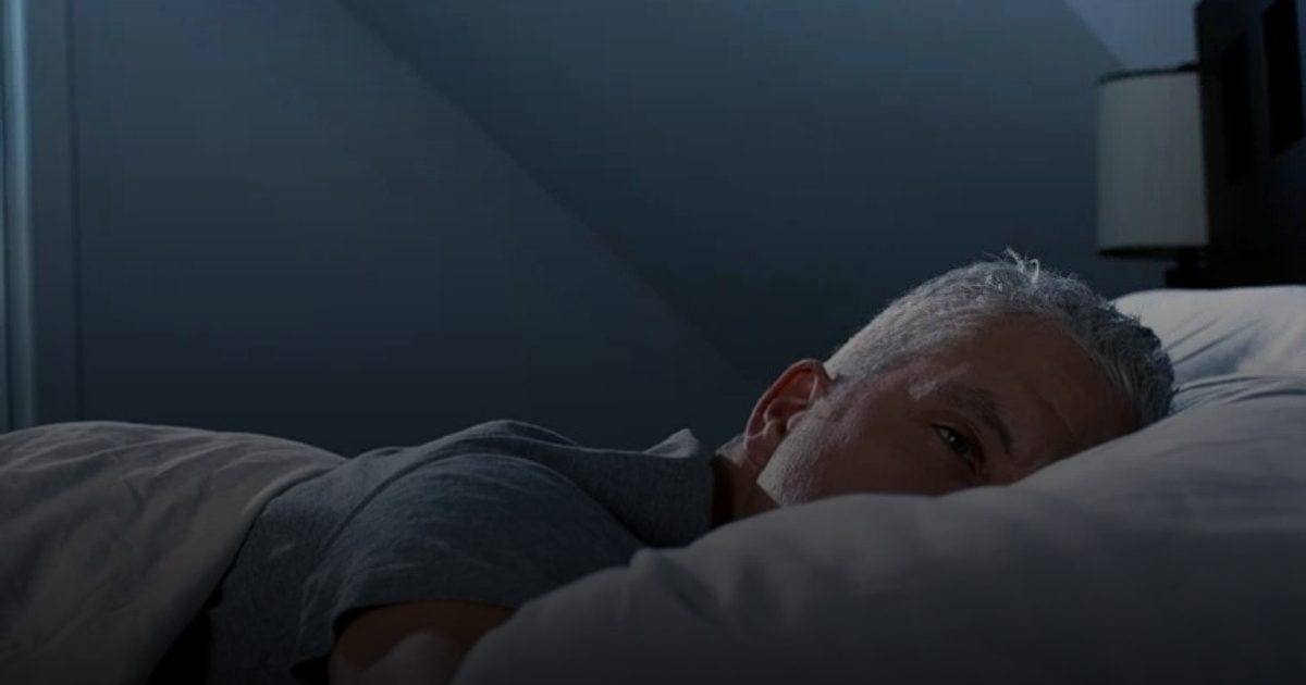 علاقة متشابكة بين الحرمان من النوم وضعف السمع