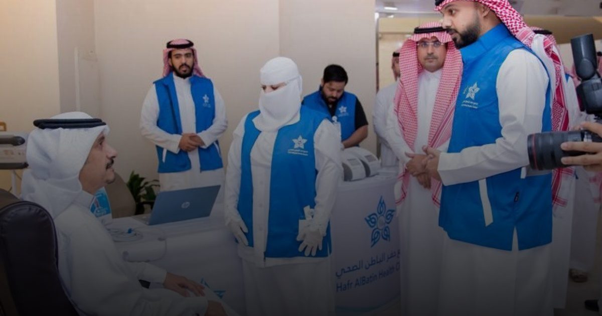 محافظ حفر الباطن يدشن حملة التطعيم ضد الإنفلونزا