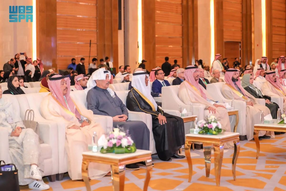 انطلاق أعمال القمة السعودية لطب الأورام الدقيق بالمدينة المنورة