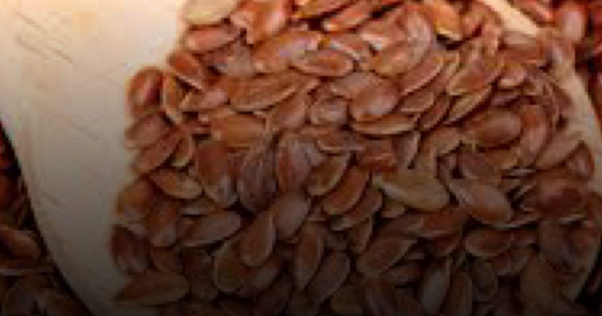 بذور الكتان غذاء صحي يساعد على علاج الإمساك