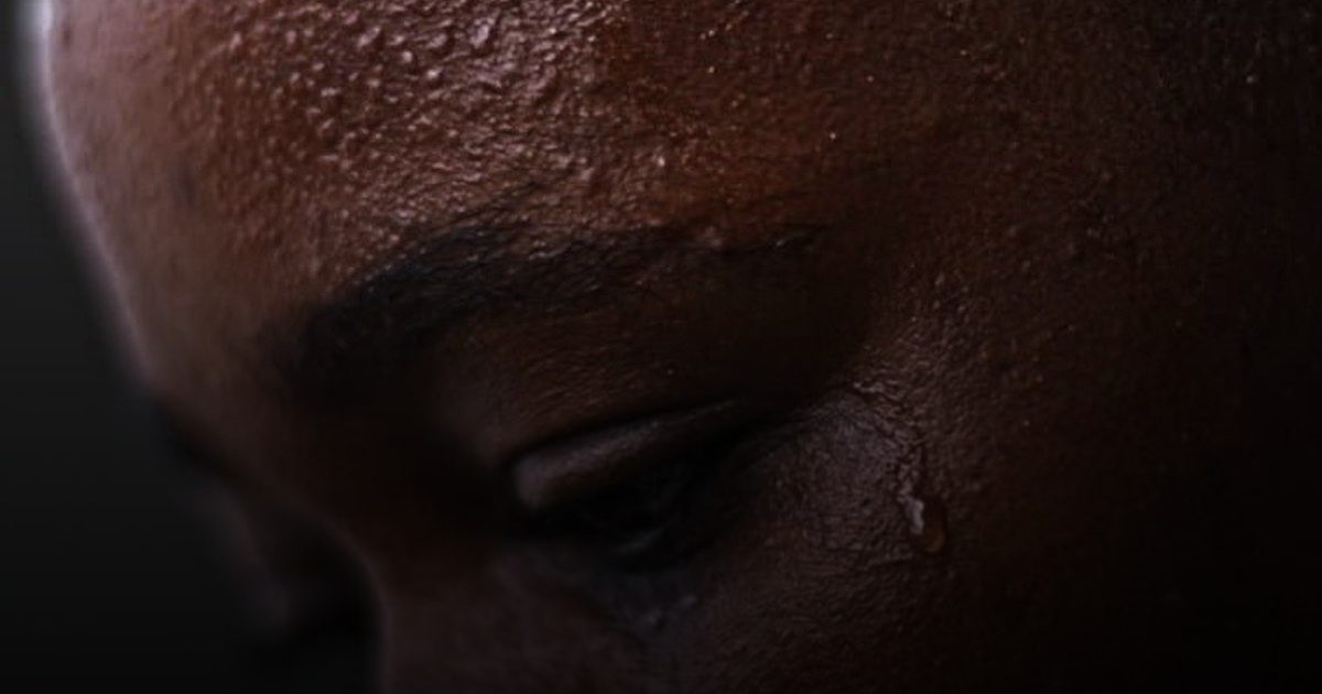 عرق التوتر الأقوى رائحة.. علماء يكشفون الفرق بين العرق الساخن والبارد