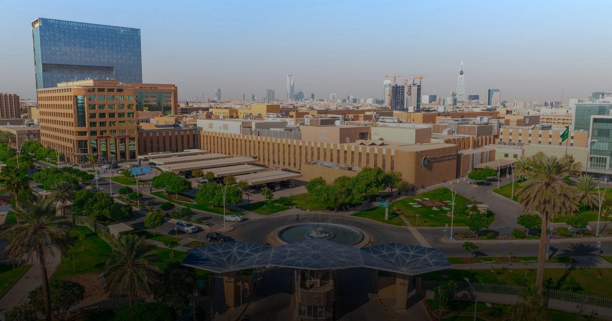 "التخصصي" يستضيف قمّة التعاون في الجراحة الروبوتية بالرياض