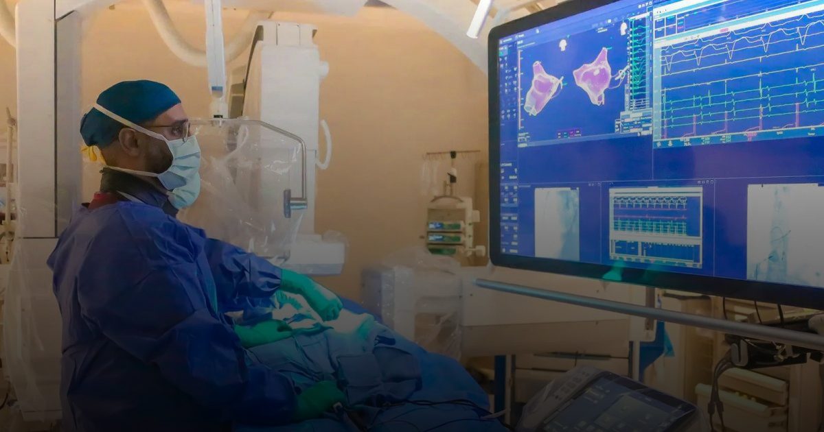 ريادة سعودية: التخصصي يعيد بناء شريان أورطي بطُعم بيولوجي مبتكر