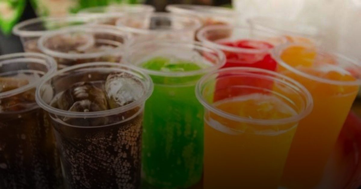 الحرارة العالية تزيد استهلاك المشروبات السكرية ويهدد الصحة العامة